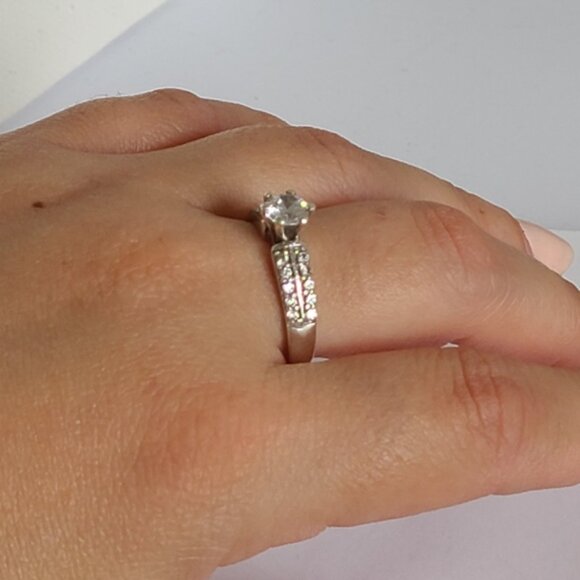 Vintage CZ Pave Crystal Prong Set 2 Row Sterling Silver Band Ring - Picture 10 of 12